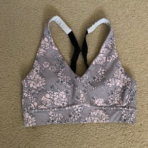 Fabletics sports bra